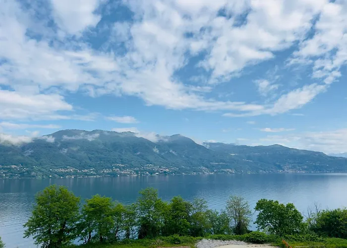 Casa Belvedere - Romantica Mansarda Vista Con Piscina 아파트 포르토 발트라바글리아