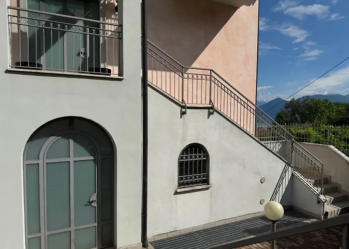 아파트 Casa Belvedere - Romantica Mansarda Vista Con Piscina